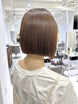 ネオリーブウリ 二子玉川店(Neolive uri) カールセミディシアーカラーレイヤーカット《二子玉川》