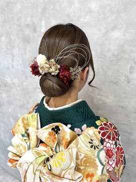 ブレス 横浜(bless) タイトシニヨン/成人式/ヘアセット/卒業式