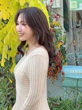 DAMANI 表参道 髪質改善/ヘッドスパ/ハイライト/白髪染め/白髪ぼかし/縮毛矯正 似合わせカット/ミディアムレイヤーカット[表参道駅]