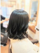 フリージア(freesia) 30代40代50代 ミディアムレイヤー/ヘッドスパ