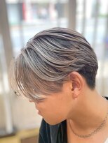 レボルトヘアー(R EVOLUT hair) MEN’S HAIR/波巻きツイストスパイラル/リバースセンターパート
