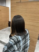 互感 近岡店 切りっぱなし外はねボブ