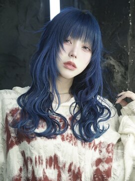 K Jingu ブルーカラー×レイヤーカット