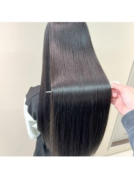 ニッティ(nittio)の写真/縮毛矯正×髪質改善でダメージ知らずの美髪へ！丁寧にカウンセリングし、1人1人に合わせたヘアケアを提案！
