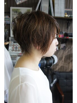 オーバーキャプテンネイキッド(OVER CAPTAIN NAKED) 骨格補正メリハリムーヴィングショート×色っぽモーヴカラー