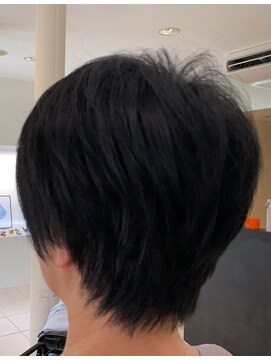 ニューロンヘアデザイン(Neuron hair design) ショートカットでイメージチェンジ