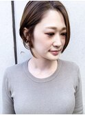 前下がりショートボブ_アッシュブラウン，オフィスコンサバ