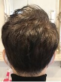 大人ショートワンカールパーマメンズマット低め刈り上げフェード