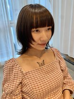 ハク アトリエ(HaKU atelier)&nbsp;ぱつっと重めバングミディアムウルフ
