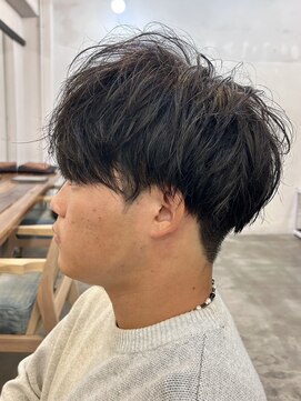 ファルベ(Farbe) ニュアンスパーマ/センターパート/ベリーショート/アッシュ