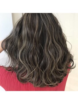 トゥルークリエイション 新越谷(True Creation) ブリーチ/髪質改善/新越谷/ダブルカラー/ハイライト/学割U24