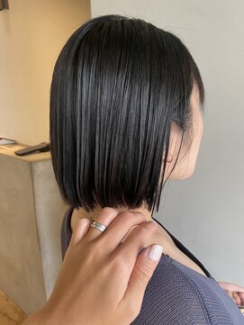 エミイ 鎌倉(eMii.) 髪質改善オイルストレート