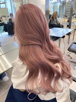 渋谷ピンクベージュカラーペールピンクカラー顔周りレイヤー30代