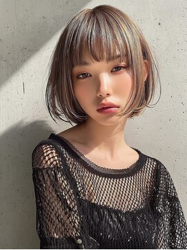 ヴェイン 渋谷(vain) ボブ レイヤー 顔周りレイヤー 小顔カット 透明感カラー