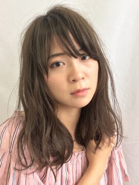 チェルシー 表参道 学生限定　このニュアンスはパーマじゃなきゃ「頬から下パーマ」