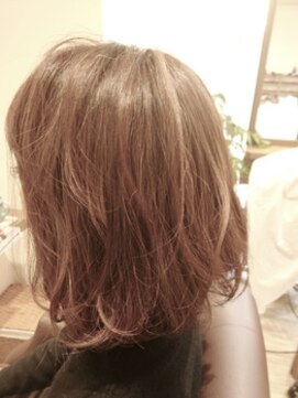 ヘアサロン バス(hair salon bath.) ふんわりボブ