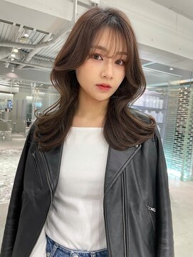 ジーナ 名駅(XENA.) 《xena/中島》大人セミロング×韓国首レイヤースタイル