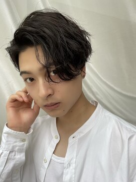 バイオレット 表参道店(Violet) 耳かけで爽やかに。サイドパートお色気ヘア