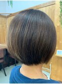 愛されショートボブ 30代40代 艶カラー