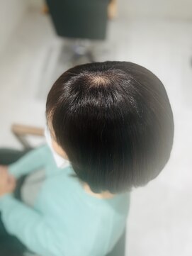 ソメニコ(somenico) フォルムが綺麗なボブスタイル