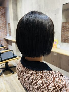 ルリラ(RURIRA) シンプルショートボブ