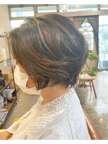スアバイキキ(SuA by kiki.)&nbsp;レイヤーボブ/外ハネボブ/大人ショート/ニュアンスカラー[千葉〕
