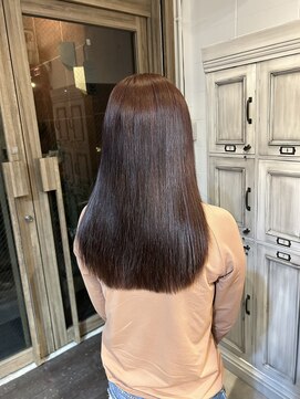 キュリオ(CURIO) お上品な艶のあるピンクベージュ♪