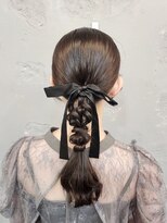 エフェ(effet)&nbsp;タイトポニー編み込みアレンジ