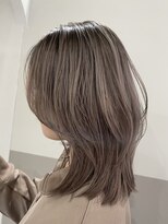 ジーナ 渋谷神南(Zina)&nbsp;【Kaede】シャドールーツ／グレージュカラー