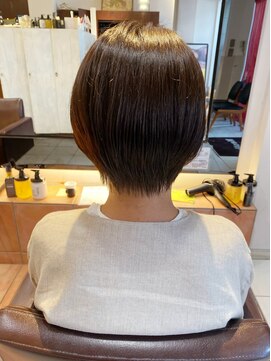 ネオリーブソラ 相模大野店(Neolive sola) ショートヘア　丸みショート