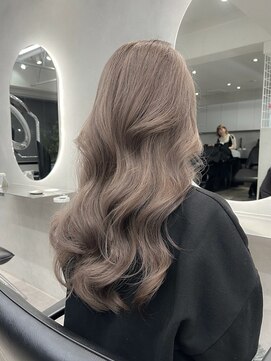 オニキス(ONYX) ブリーチカラー×ミルクティーベージュ【aya指名】