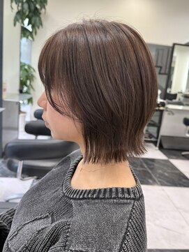 テテ(TETE) ヘーゼルグレージュ/グレージュ