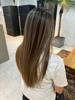 メリー オオサカ(Merly Osaka)&nbsp;中明度ベージュバレイヤージュ