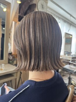 ウル バイ ハラル(Ulu by Halal)の写真/【イルミナカラー導入サロン】#インナーカラー#イヤリングカラー#グレーカラー#白髪ぼかし#ハイライト