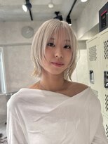 ハイプ(HYPE) ブリーチ/ダブルカラー/ホワイトベージュ/ブロンド/レイヤーボブ