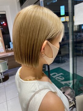 アッシュ 等々力店(Ash) 切りっぱなしブロンド