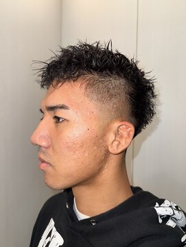 ヘアーアンドグルーミング ヨシザワインク(HAIR&GROOMING YOSHIZAWA Inc.) メンズバーバーハードツイストスパイキーショートフェード