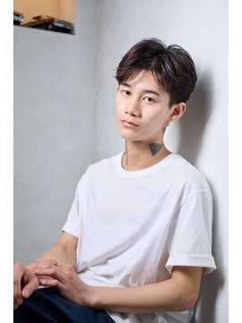 メンズサロン Johnny MEN 下北沢店【ジョニーメン】 men's/メンズ/リバースセンターパート/ニュアンス/ダウンパーマ