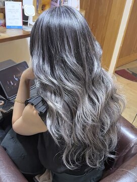 ブレイズヘアー(BLAZEhair) 【これでも脱白髪染め】ホワイトバレイヤージュ×ブリーチ２回