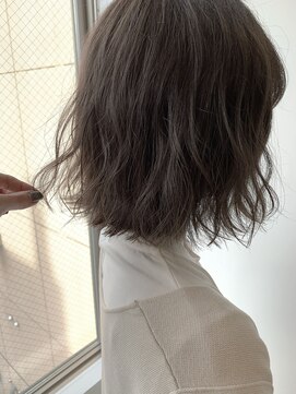 ジーナ 札幌(Zina) 【Zina SAPPORO】ボブ・アッシュ系カラー