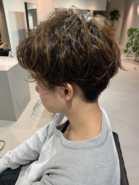 イズ(iss) メンズパーマ　カジュアル