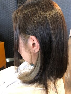 ディシェーレ ノーテ(die Schere Note) イヤリングカラー×カーキ　【die-Schere Note】