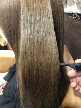 クオーレ(CUORE) 酸性縮毛矯正