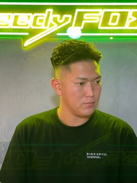 グリーディーフォックス 代々木(Greedy FOX) コンマヘア/センタ-パ-ト/ツイストスパイラル/スキンフェード