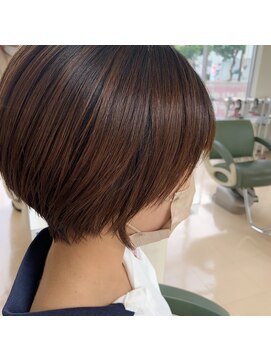 シュウ 高浜店(Shu) 丸みとくびれショート