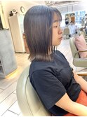 切りっぱなしボブ×暗髪透明感カラー