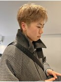メンズショート　刈り上げない　ブリーチ　ベージュ　原宿表参道