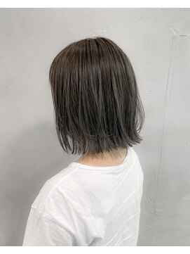 ハルキ ミナト ジャパン オオサカ(HARUKI MINATO japan OSAKA) 外ハネボブ 20代30代40代ヘア 小顔 大阪ボブ 梅田