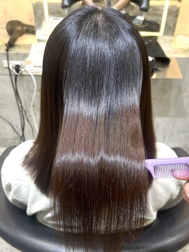 ロンド 表参道店(Lond) 縮毛矯正 髪質改善 艶カラー 透明感カラー トリートメント ボブ