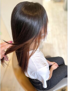 エム デ ヘアー オカダ イヤリングカラー